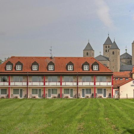 Flair-Hotel Zum Benediktiner Schwarzach am Main Exterior foto