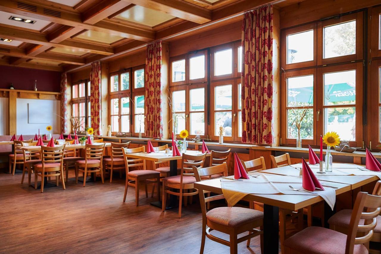 Flair-Hotel Zum Benediktiner Schwarzach am Main Exterior foto